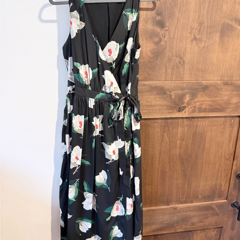 Banana Republic Black Floral Maxi Dress ~ Size 10